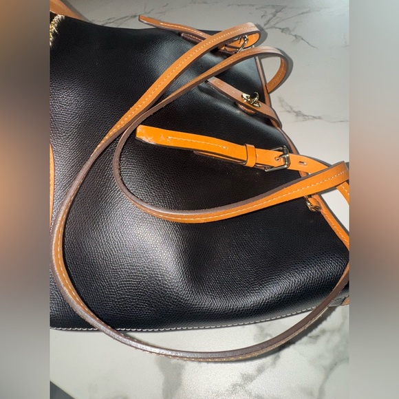 Dooney & Bourke Black and Tan Tote Bag + Dust Bag - Picture 11 of 12